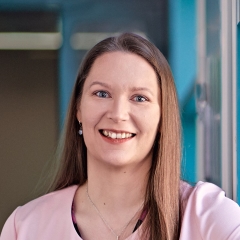 MarjaMatinmikko-Blue240